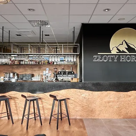 شقة Zloty Horyzont *