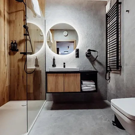 Zloty Horyzont شقة شكلارسكا بوريبا