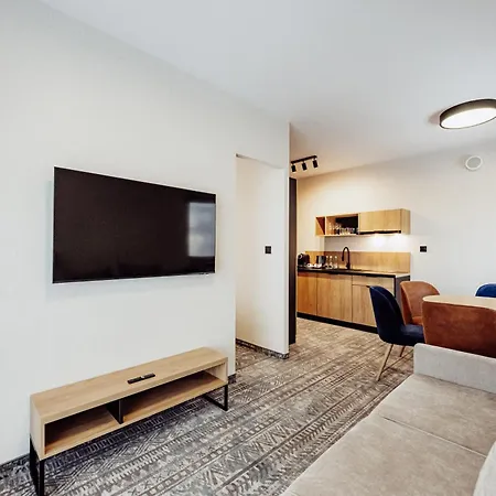 Zloty Horyzont شقة