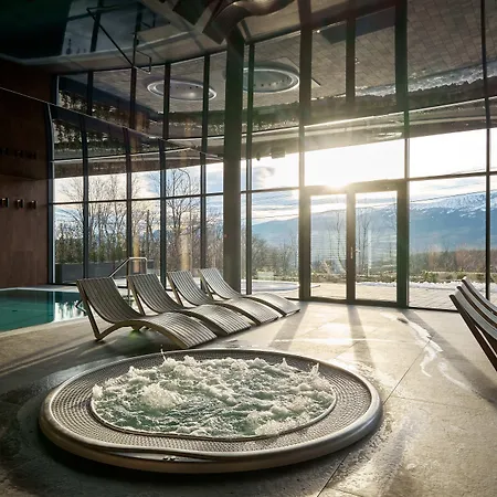 Zloty Horyzont شقة